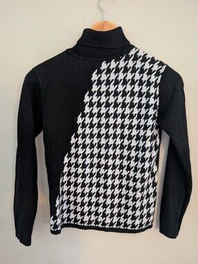 Copper Key Black Houndstooth Turtleneck Sweater Size L